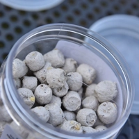 Dynamite Baits Muggerz Slow Sinking Fishmeal Hookbaits
